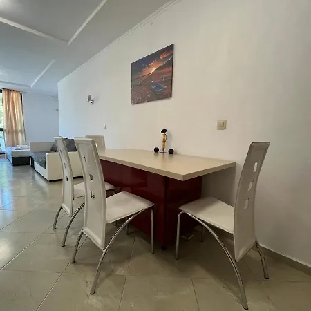 Apartament меден рид